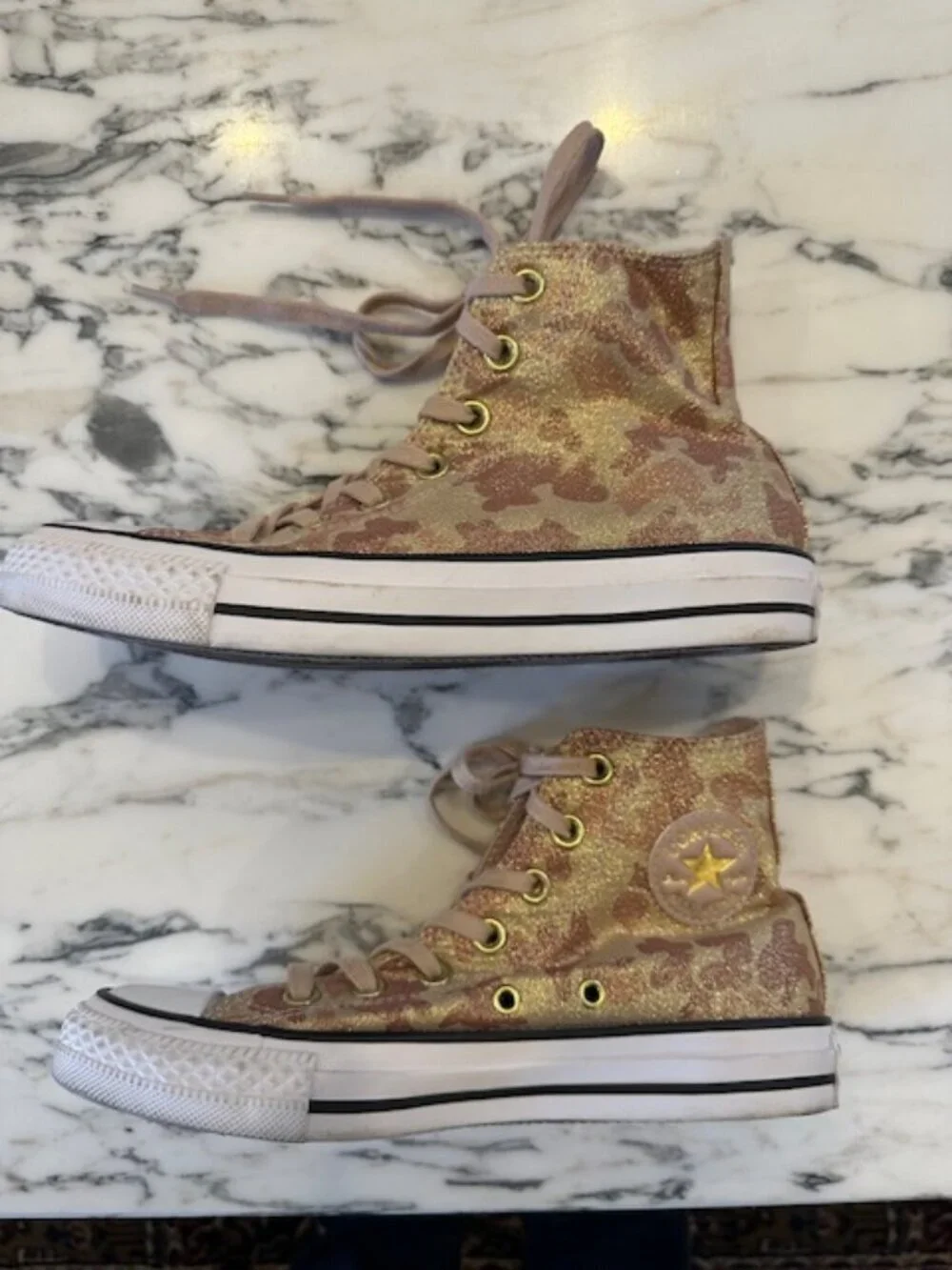 Converse Rose Gold Chuck Taylor Womens High Tops EUC Size 6